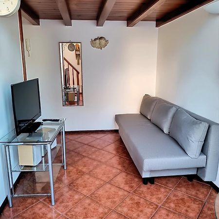 Old Town Mezzanine Apartment غدانسك المظهر الخارجي الصورة
